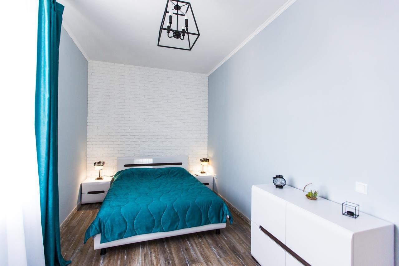 1 Bedroom Apartment Near Elizabeth'S The Cathedral Lwów Zewnętrze zdjęcie
