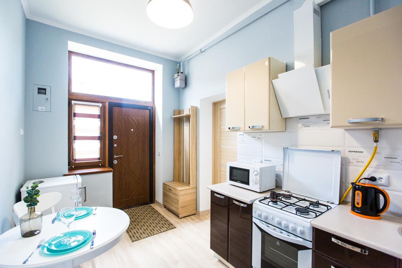 1 Bedroom Apartment Near Elizabeth'S The Cathedral Lwów Zewnętrze zdjęcie